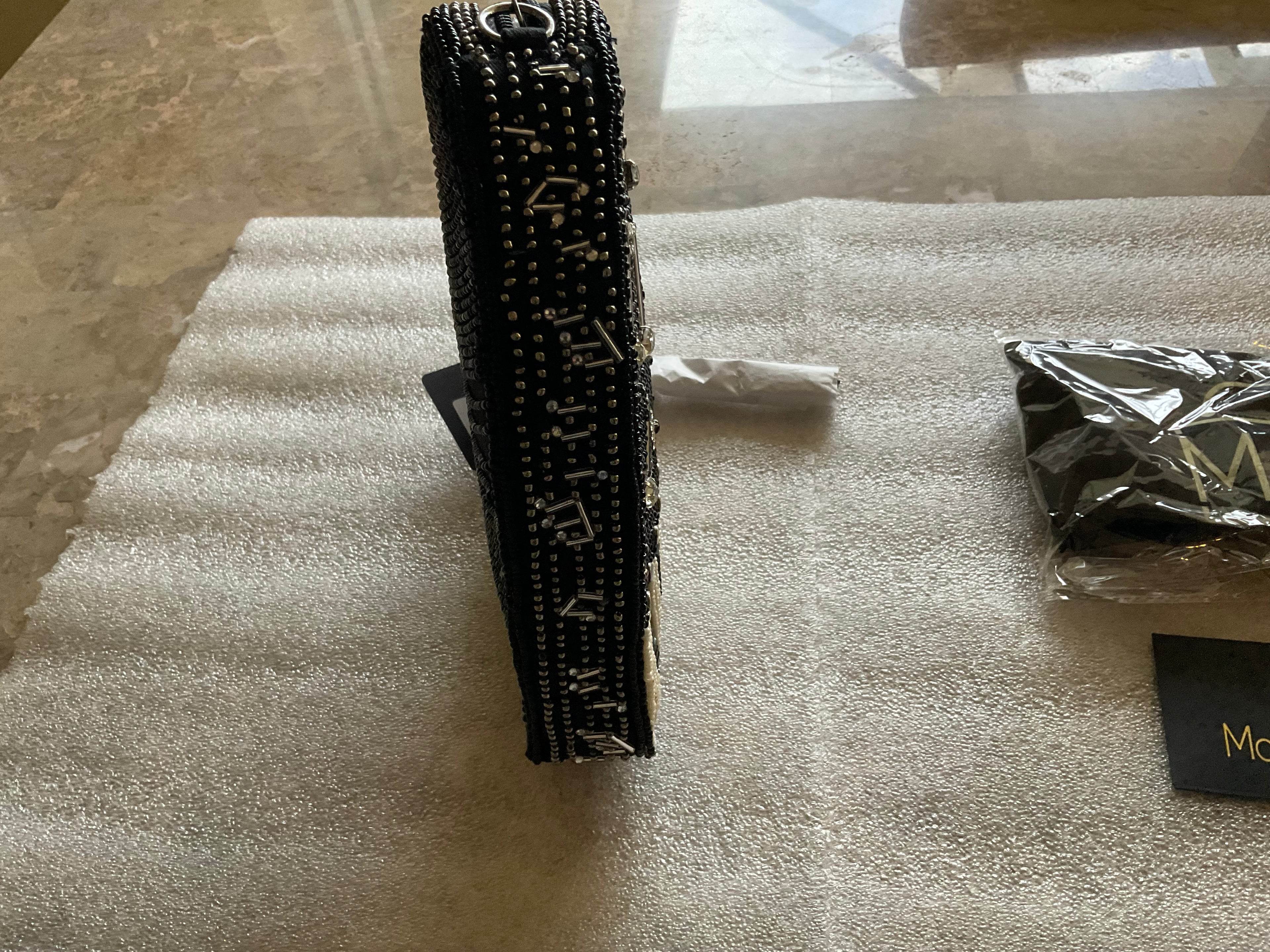 Mary Frances Handbag —Heart Beat