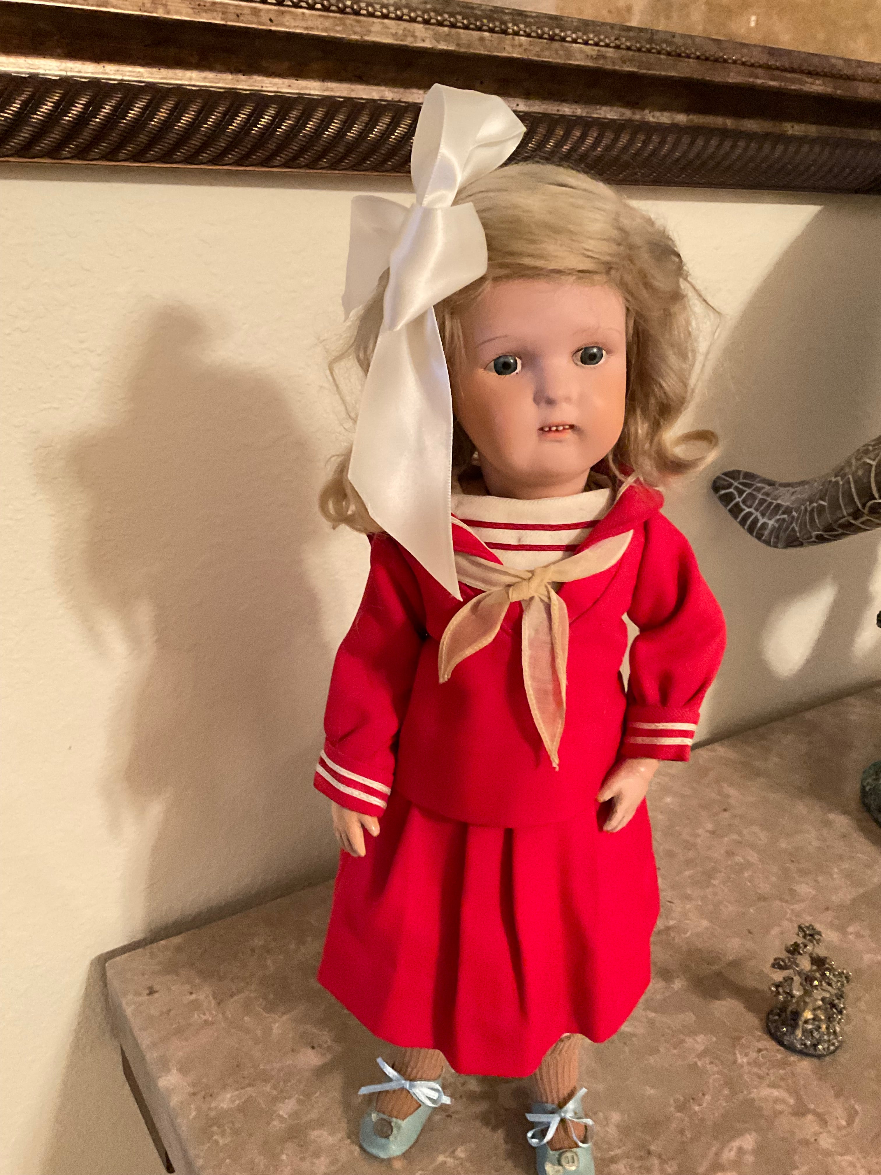 17” Schoenhut Miss Dolly w/Carved Teeth