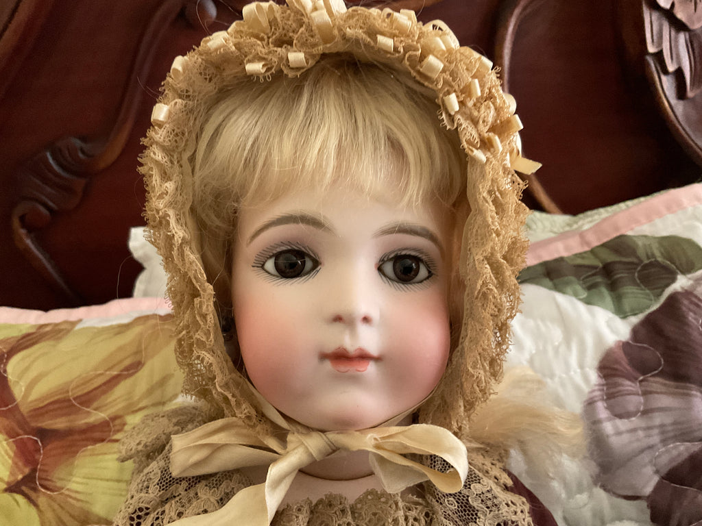 Antique French Bru Jne 7 Bisque Doll 20" circa 1882 — Transitional Body with Brevete Look